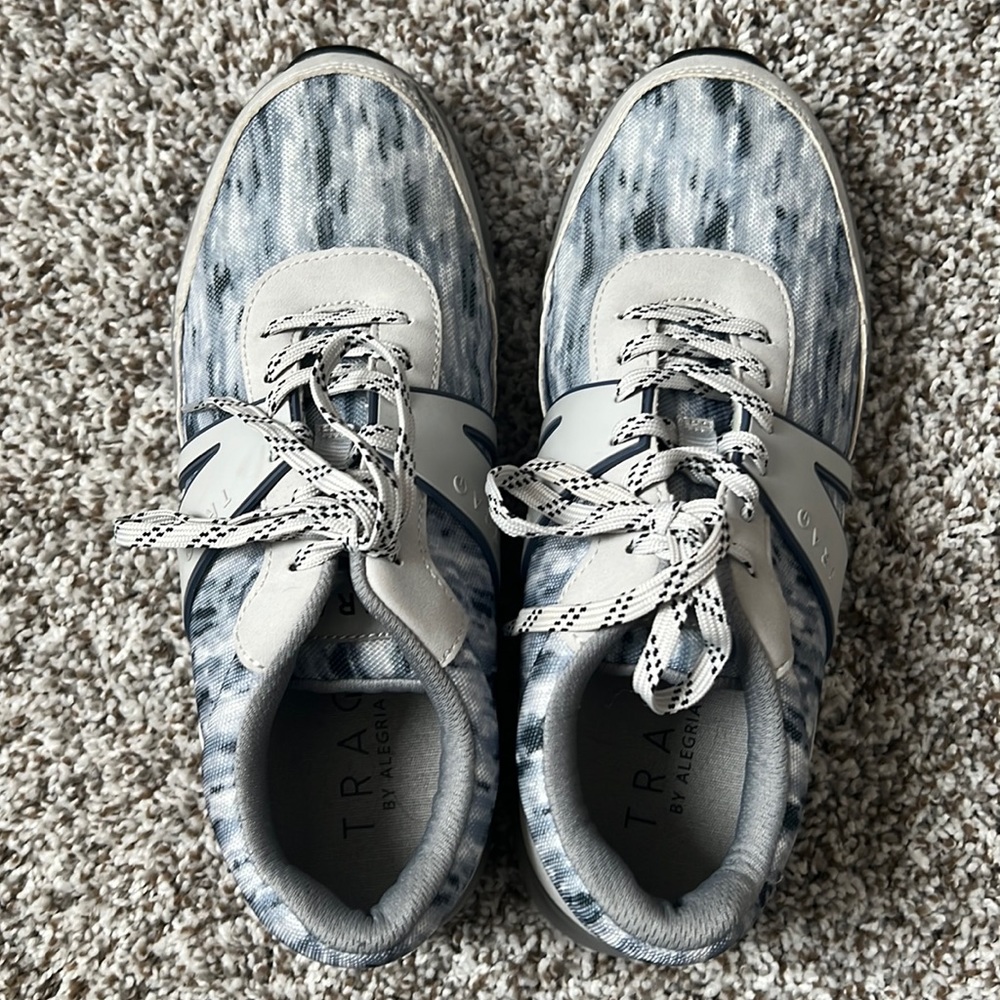 Traq Women’s Shoes